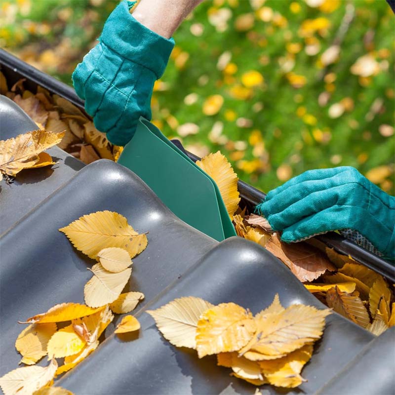 Flexible Gutter Cleaning Tool