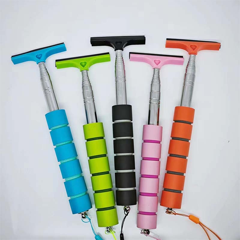 Telescopic Water Scraper