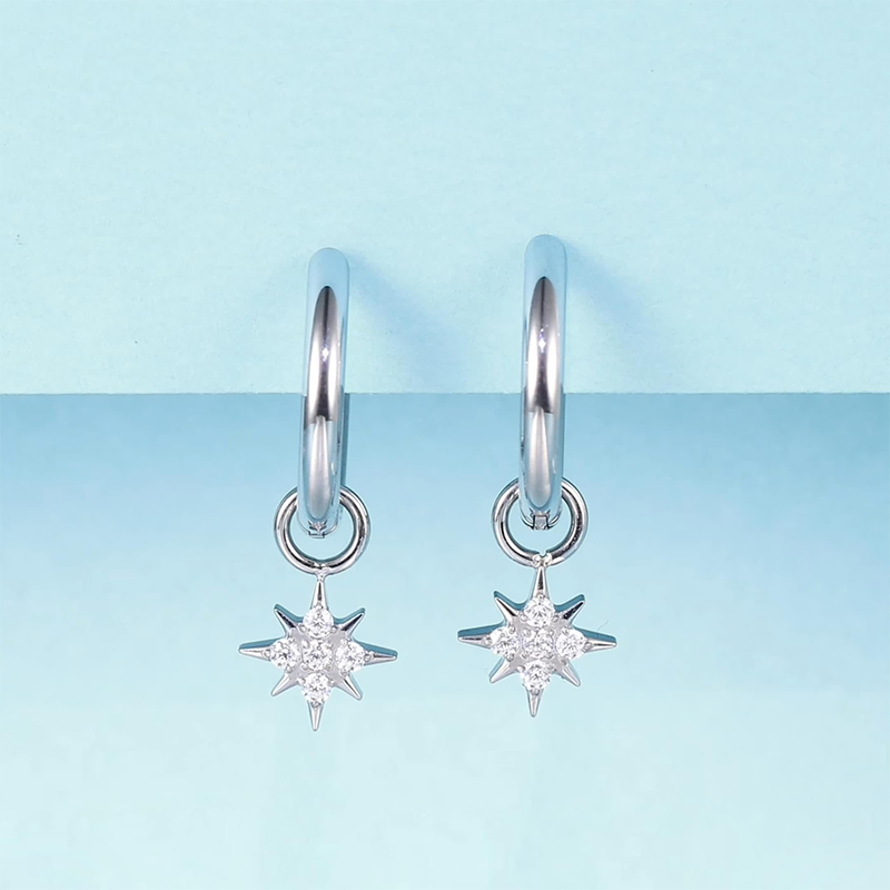 【Headphones repurchase surprise price】Eight-pointed Star Diamond Earrings