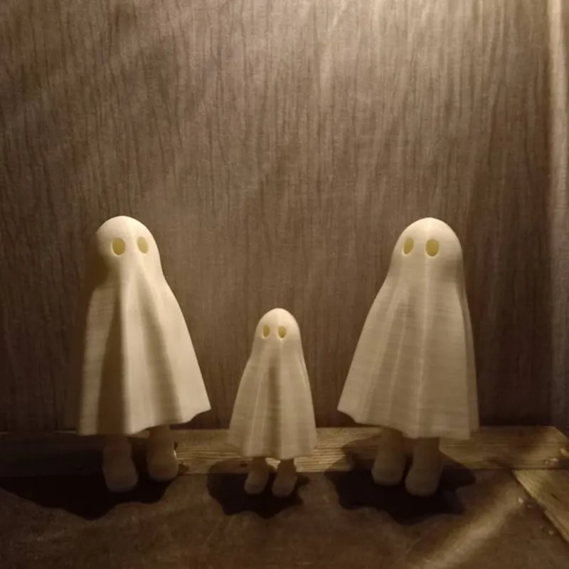 Unique Stand-Up Decorative Ghost