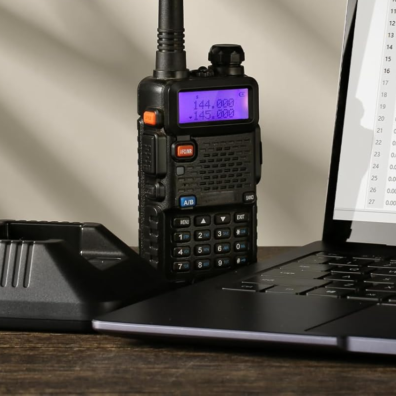 UV-5R Dual-Band Radio