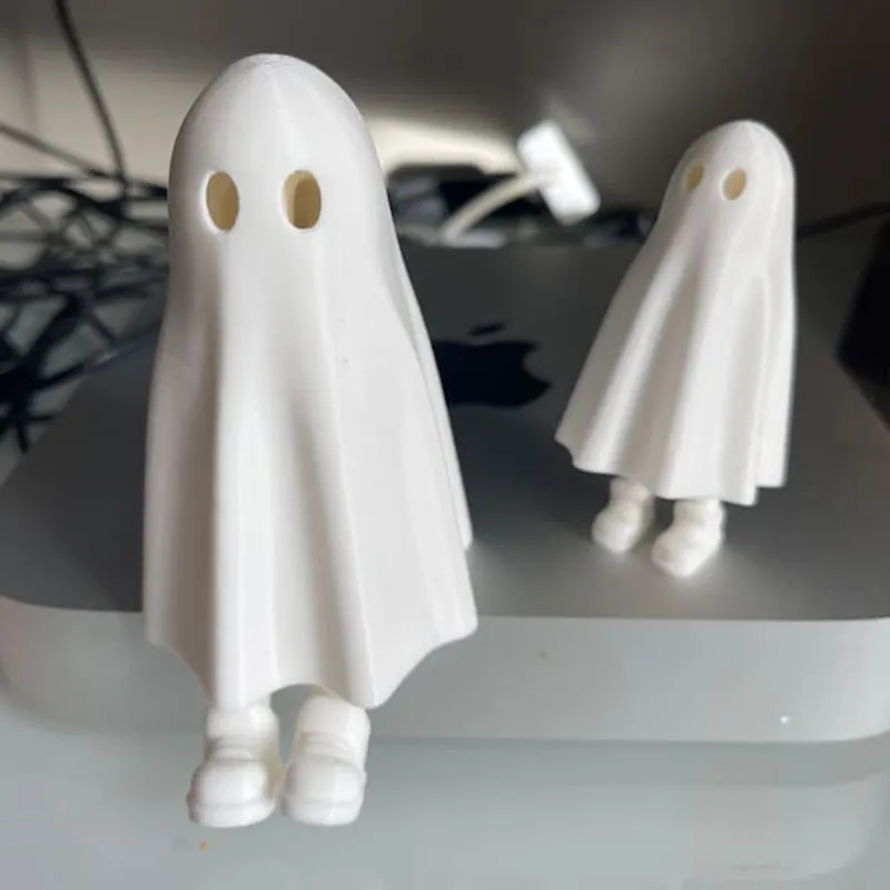 Unique Stand-Up Decorative Ghost